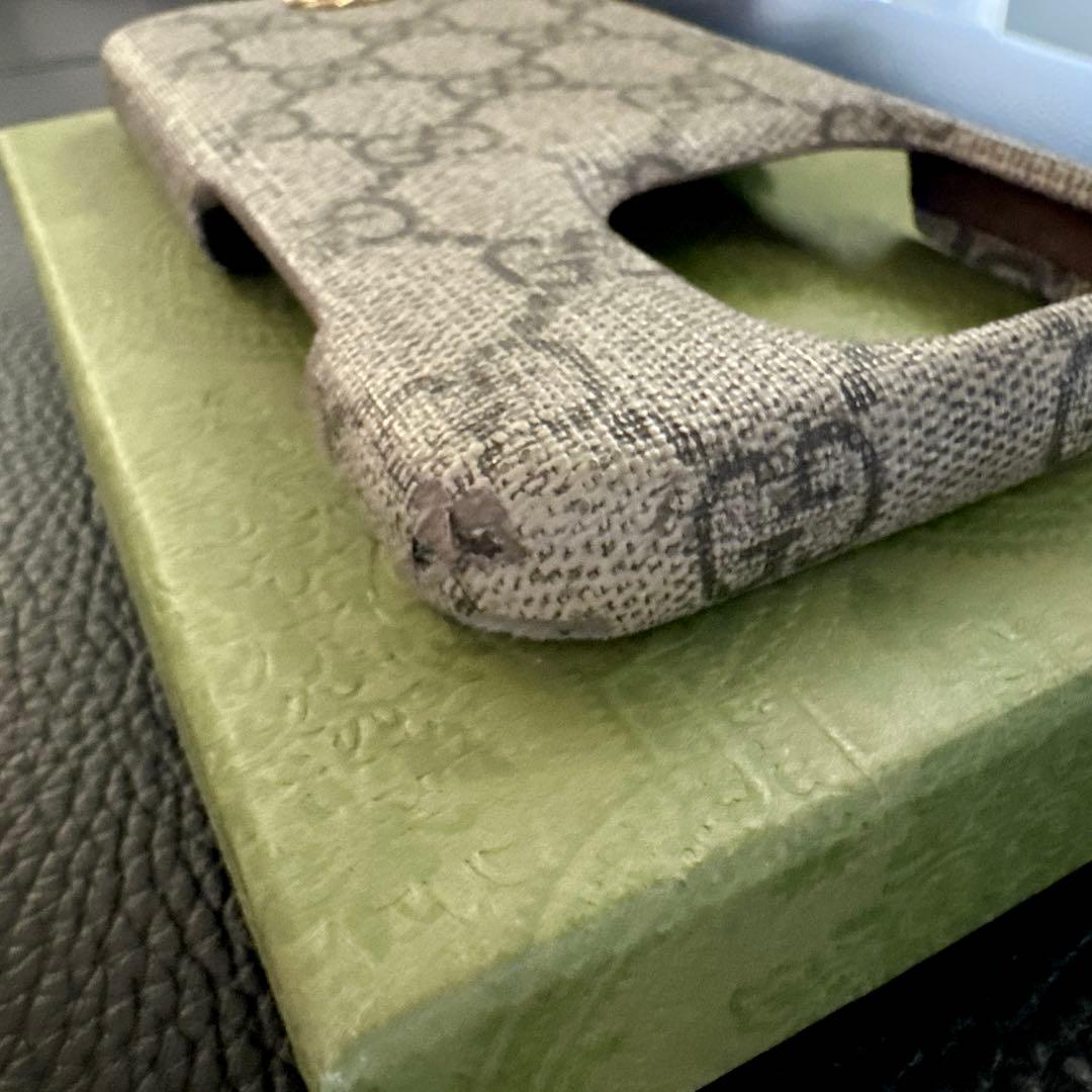 GUCCI グッチ　iPhone15proケース　GG スプリーム 付属品あり