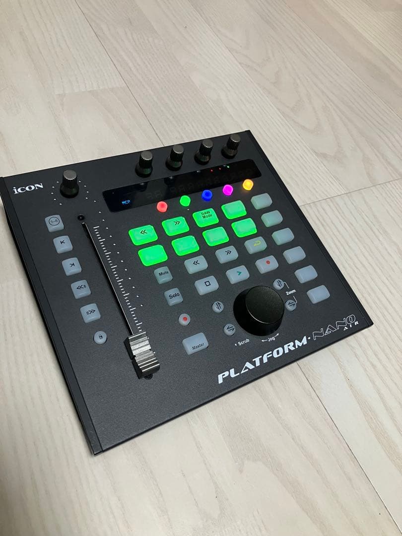 iCON PLATFORM NANO AIR コントローラー