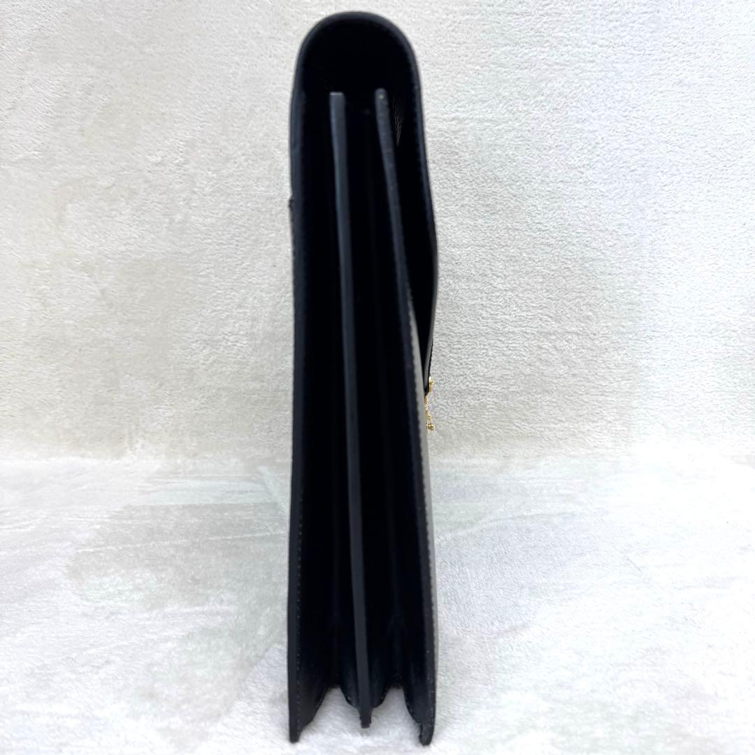 ルイヴィトン　LOUIS VUITTON ビジネスバッグ　エピ　コンセイエ