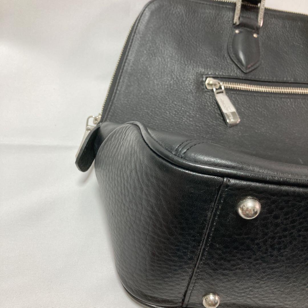 【美品】ペッレモルビダ Maiden Voyage ブガッティ ブリーフケース