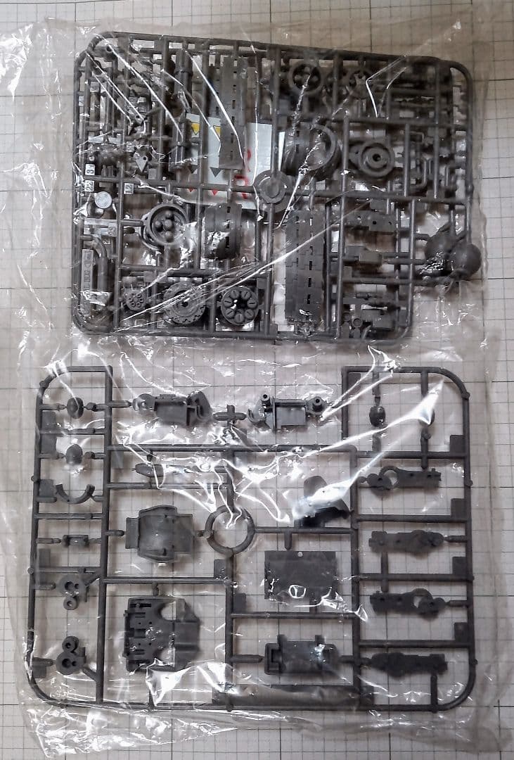 メタルスラッグ　模型　プラモデル　ミリタリー　フィギュア　外箱無し
