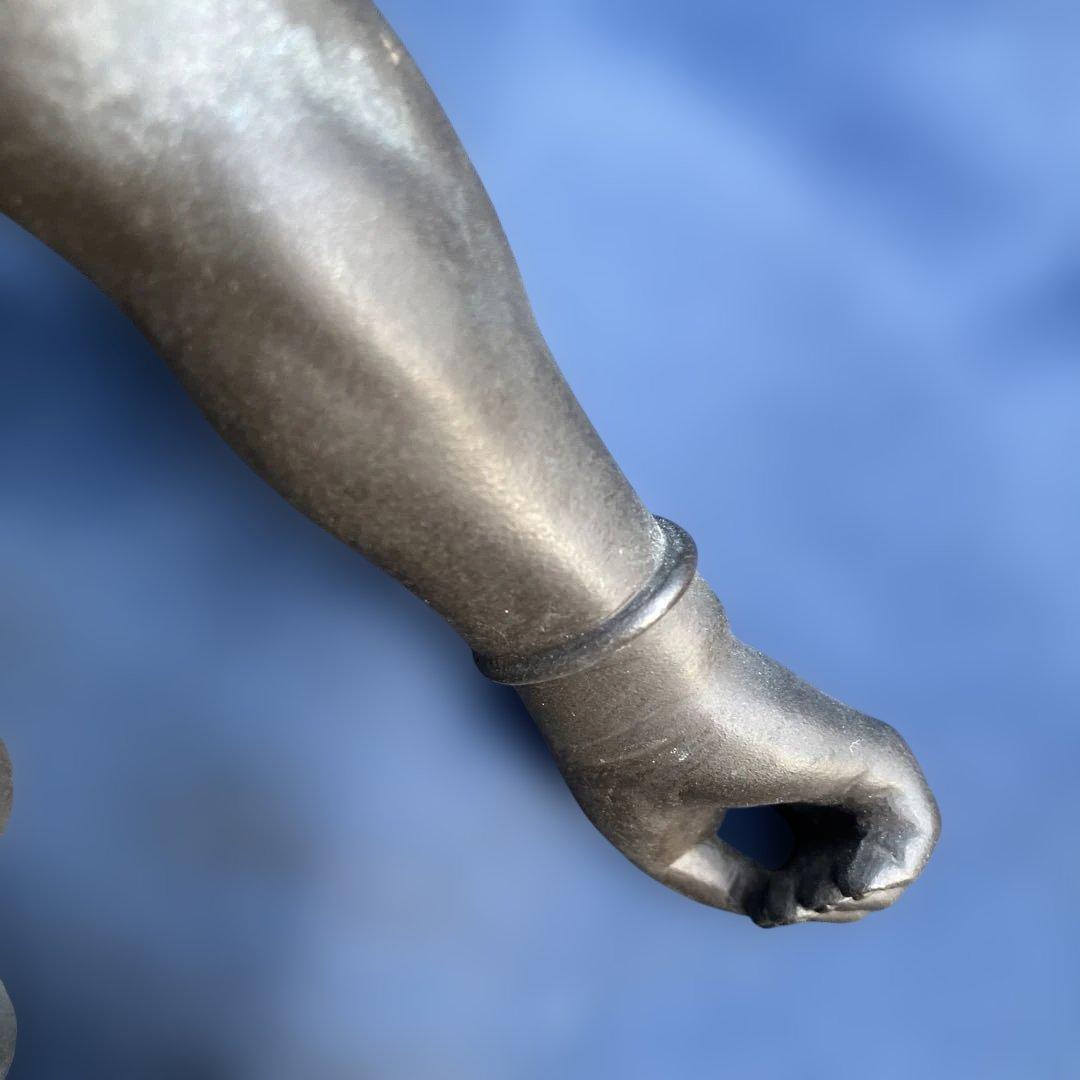 ()だるま大師の達磨像と思われます。