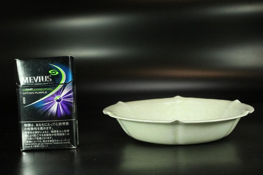 中国美術 白磁 刻草花紋 盤 φ16cm 影青(K-XA682)