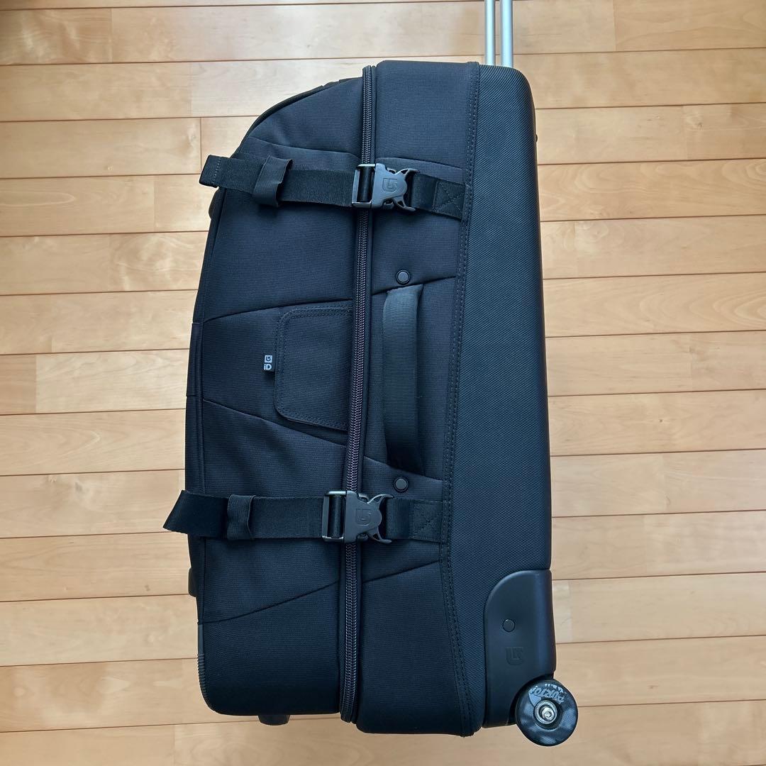 BURTON ブラック 大型キャリーケース２輪