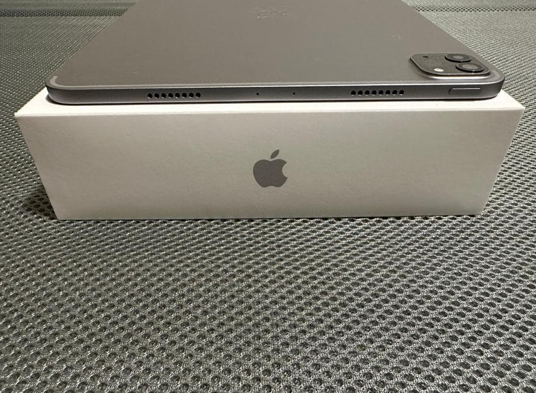 【美品】iPad Pro 11インチ 第4世代 128GB Wi-Fi