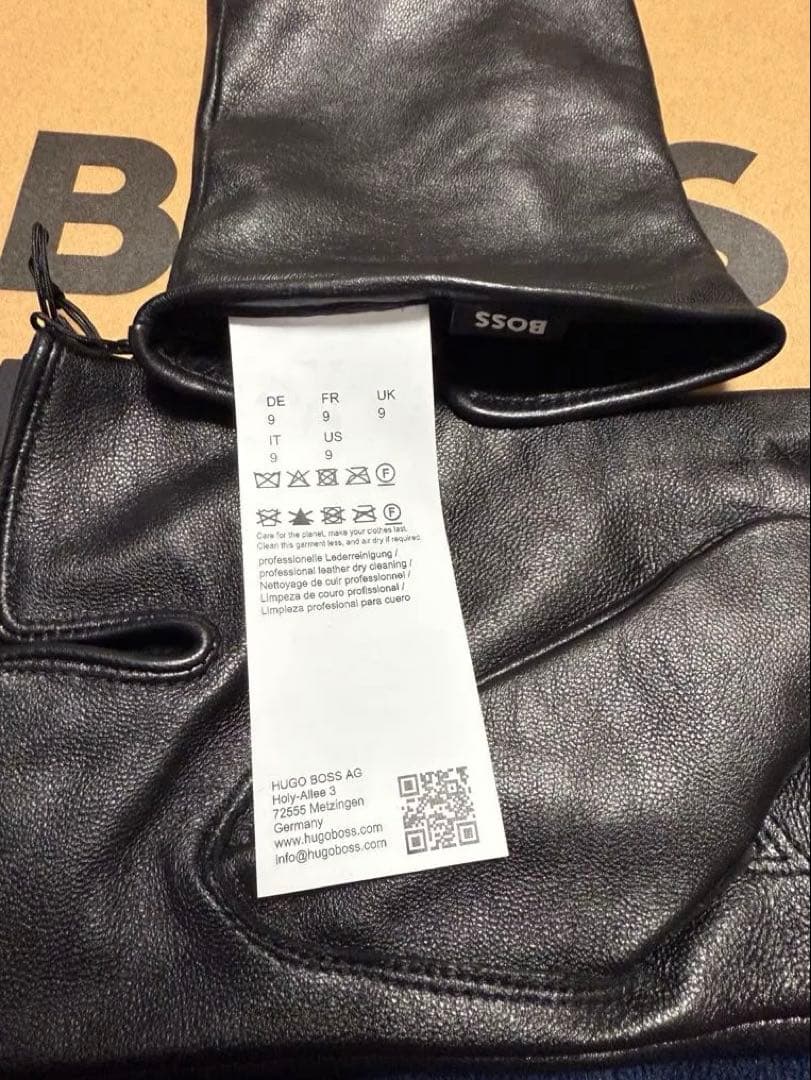 BOSS 黒 レザー手袋