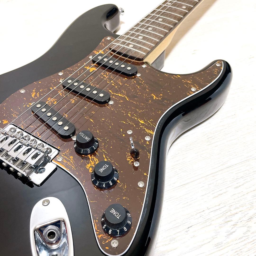 美品 スクワイヤー アフィニティ ストラトキャスター エレキギター ブラック