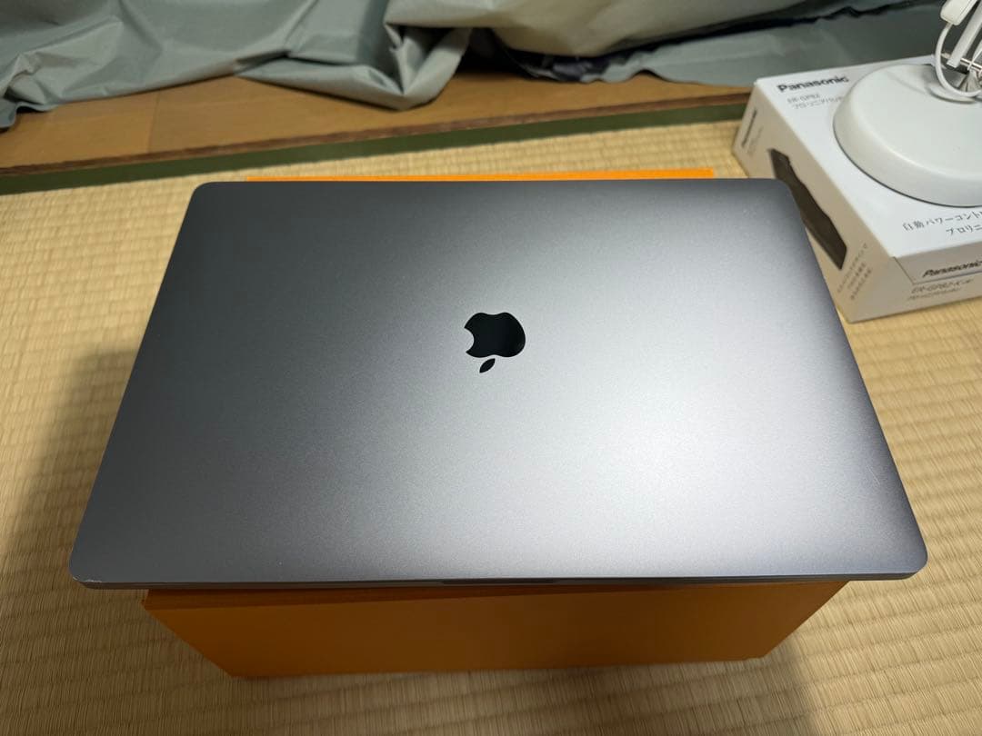 MacBook Pro 16インチ Core i7 16GB SSD512GB