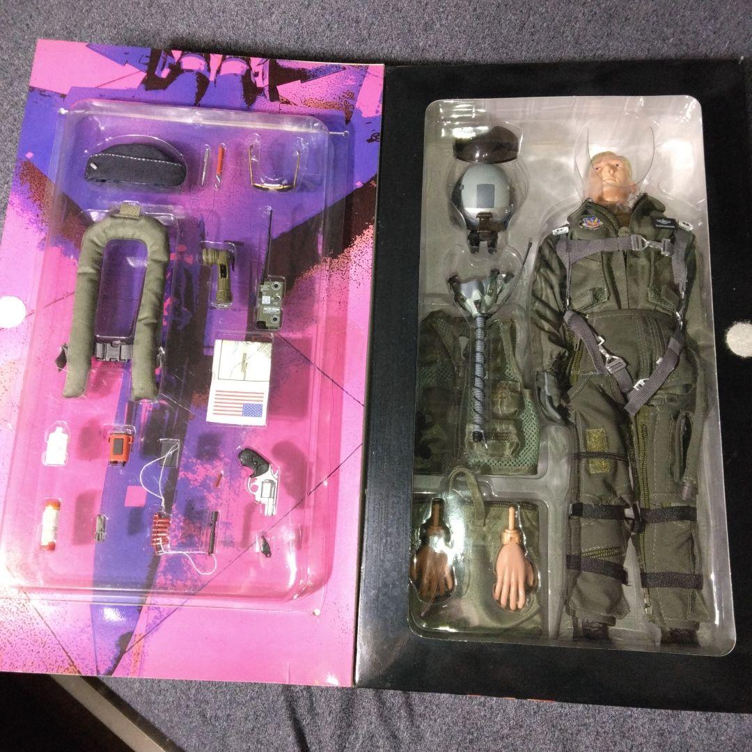 最終値下げ　リアルパイロットフィギュア 1/6スケール