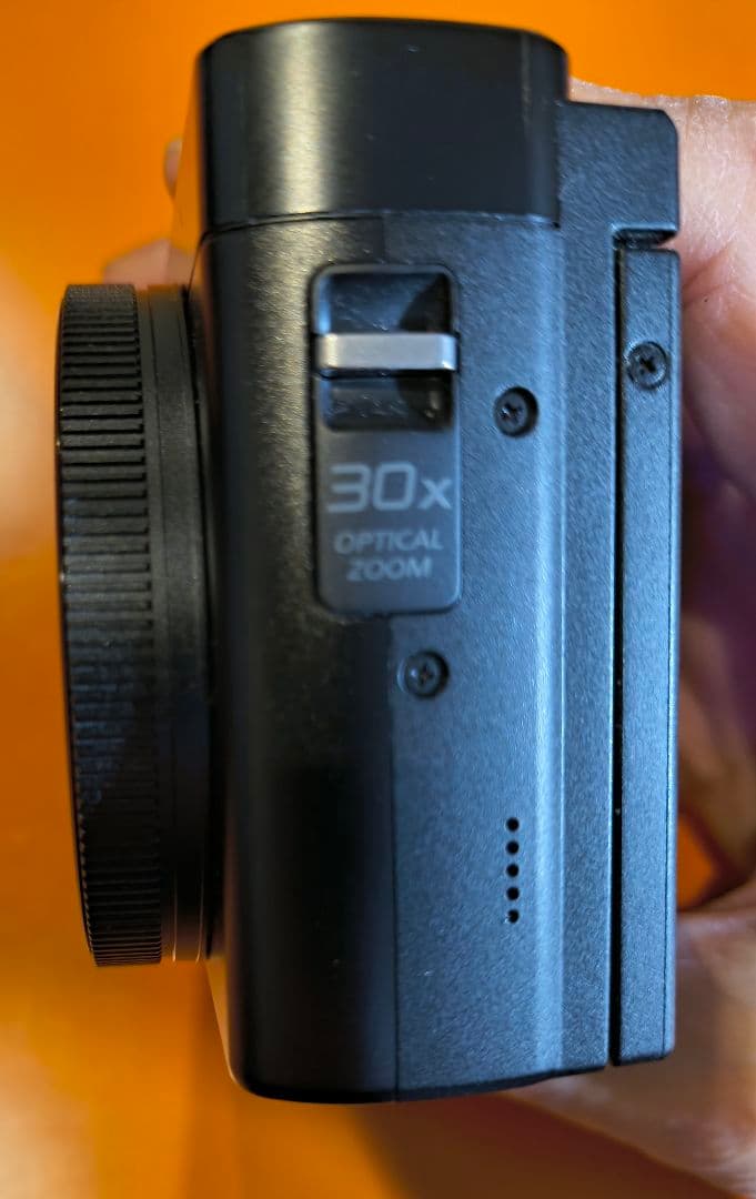 【超美品】Panasonic LUMIX TZ99 コンパクトデジタルカメラ