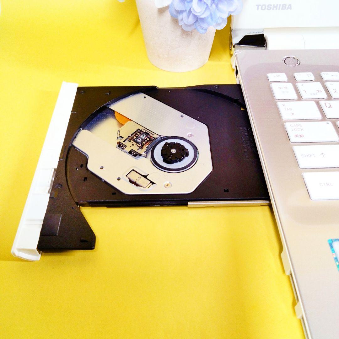 すぐ使える✨サクサク動く♪ブルーレイ✨ノートパソコン　カメラ付き　 初心者✨