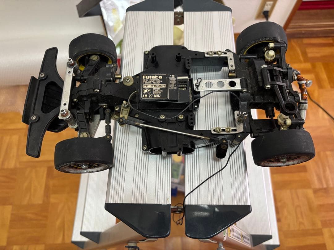 Futaba 4PK 電動オンロードラジコンカー