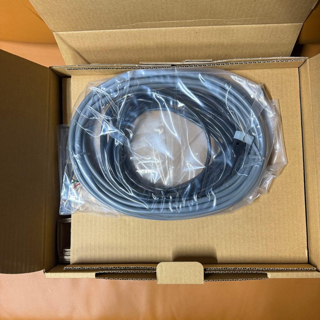 ICOM AH-4 アンテナチューナー