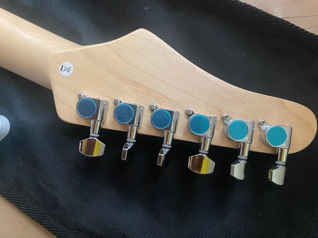 PLAYTECH ST250 Maple Sonic Blue エレキギター