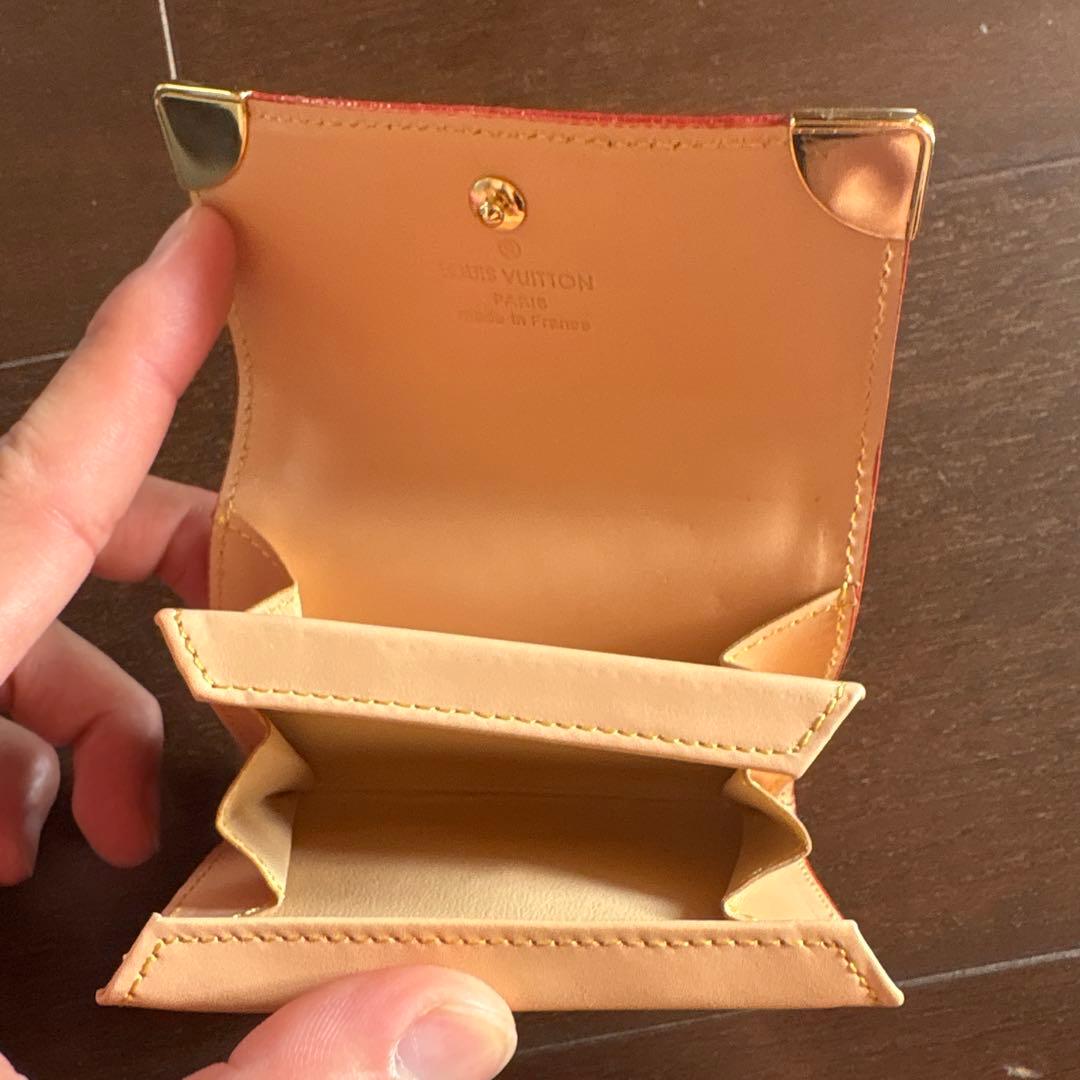 ルイヴィトン LOUIS VUITTON　小物入れ　財布