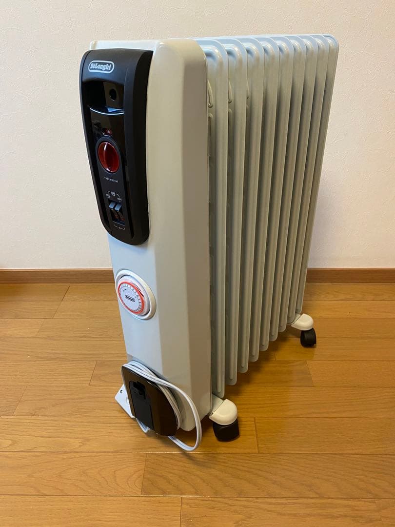 デロンギ オイルヒーター 9フィン サーモスタット付 H771015EFSN美品