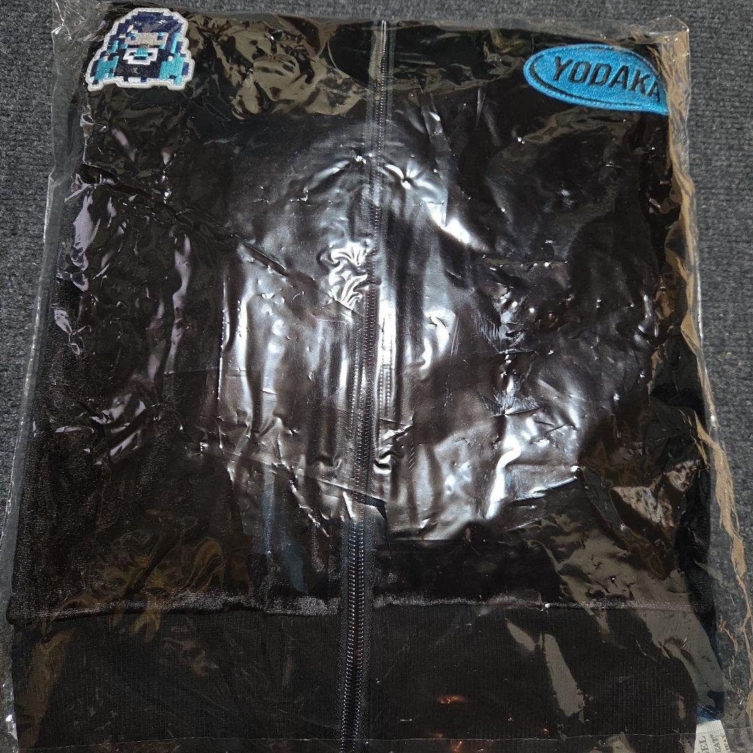 Ado よだか トラックジャケット　 特大（XXLサイズ）　缶バッジ付き