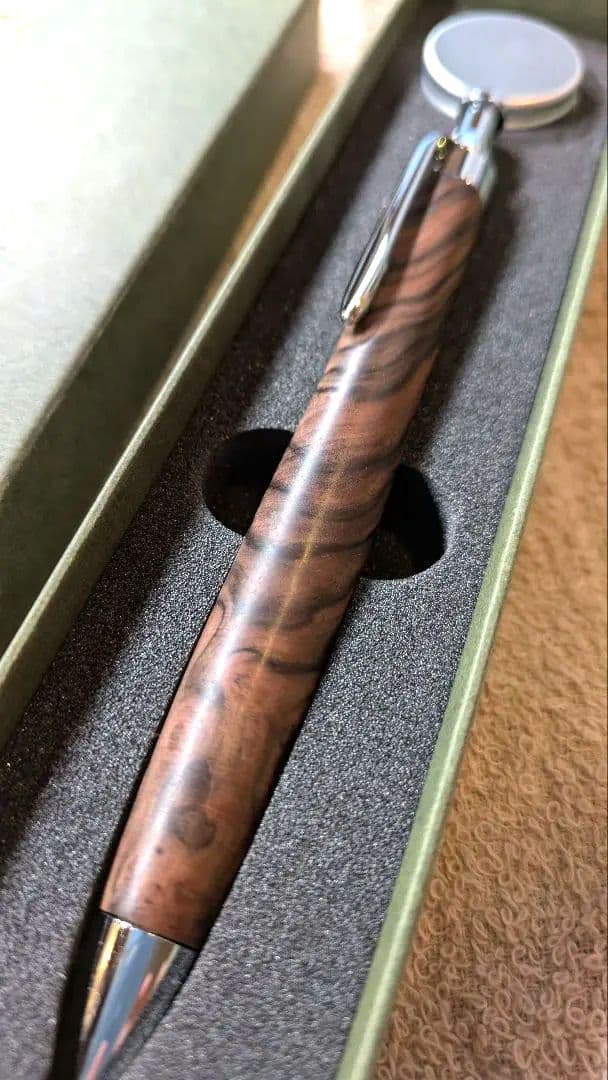 富士瘤クラフト　黒檀瘤杢　シャープペン　専用箱、ワックス付