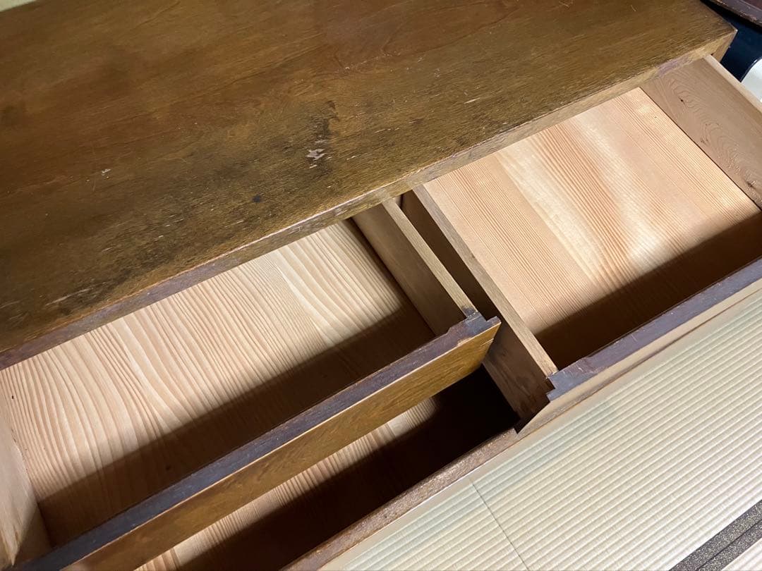 昭和レトロな木製タンス