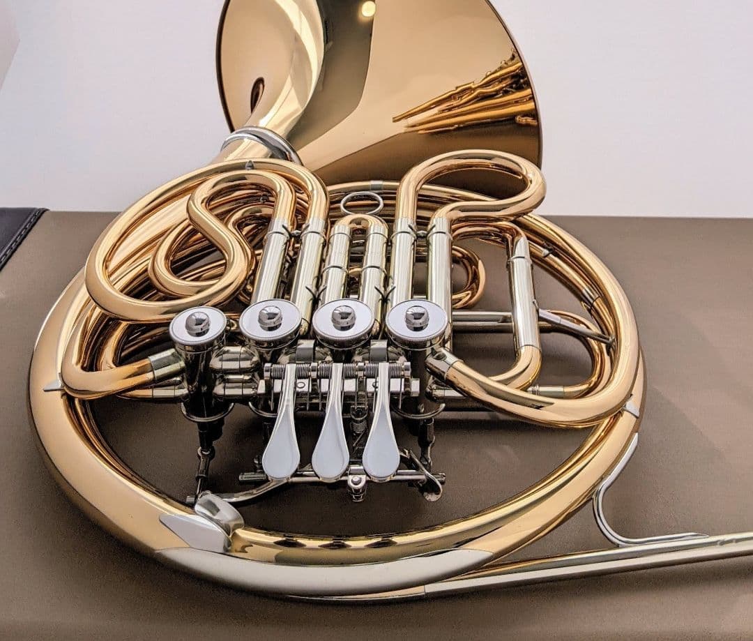 《つくし》【良質品】ヤマハ ホルン YHR-567GDB ゴールドブラス