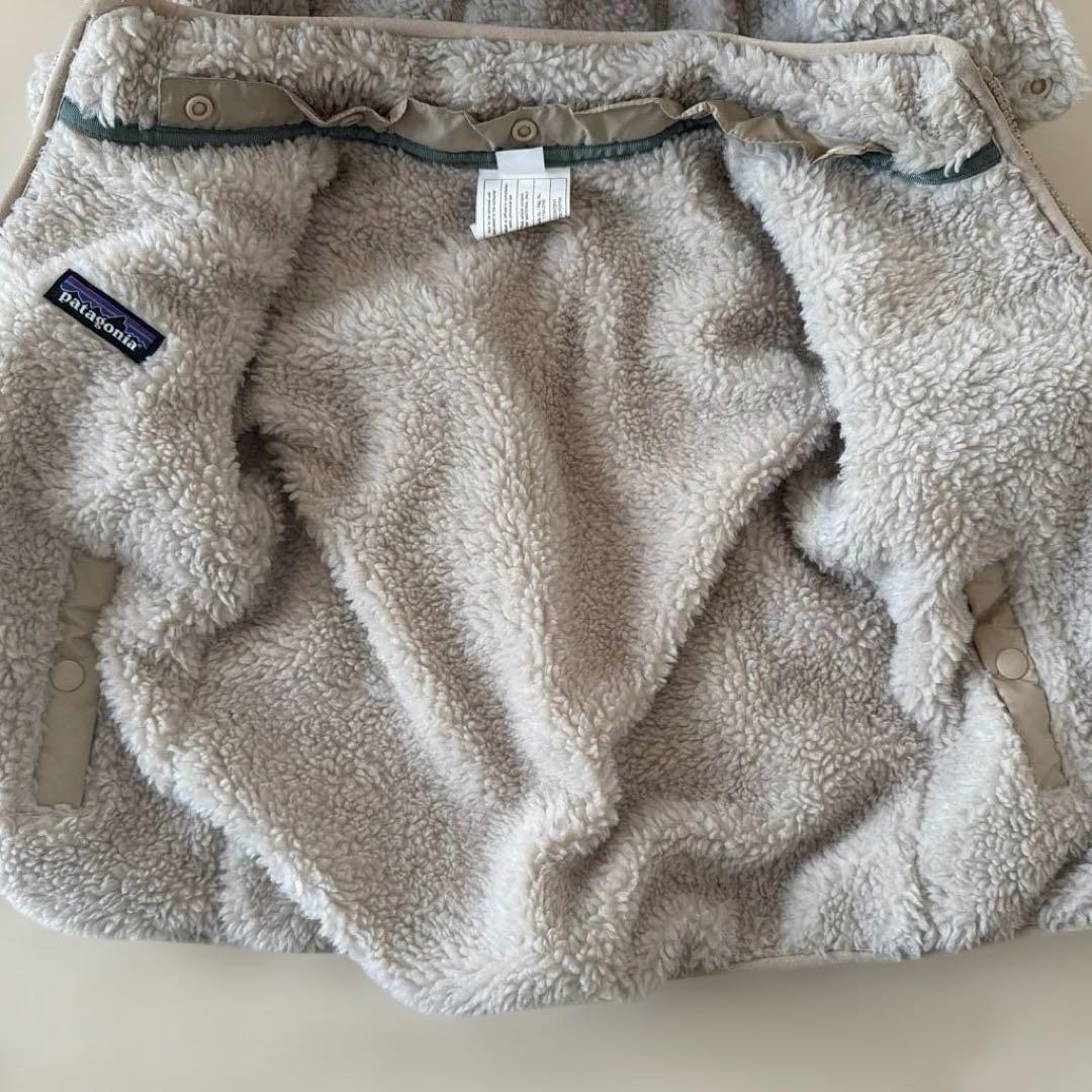 patagonia フード付きダウン