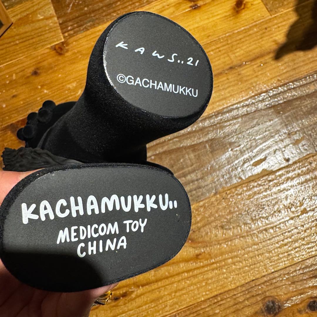 KAWS / KACHAMUKKU フィギュア MEDICOM TOY