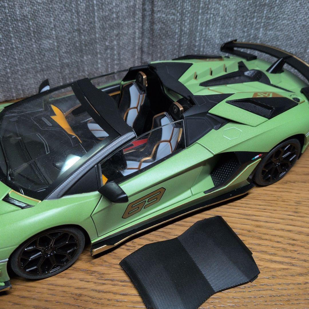 OK アヴェンタドール 1:18スケール グリーン 63