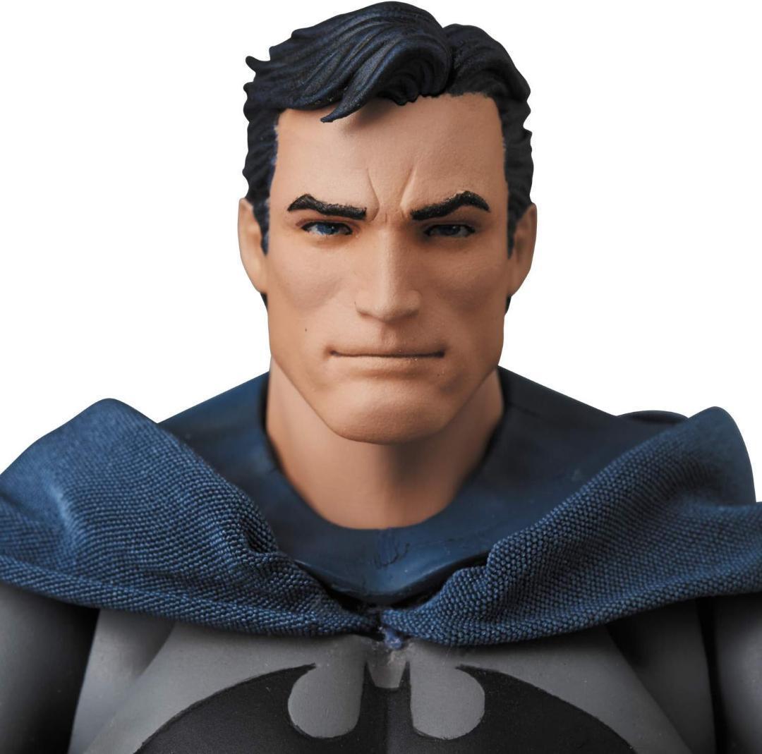 新品　バットマン フィギュア ダークナイト ハッシュ