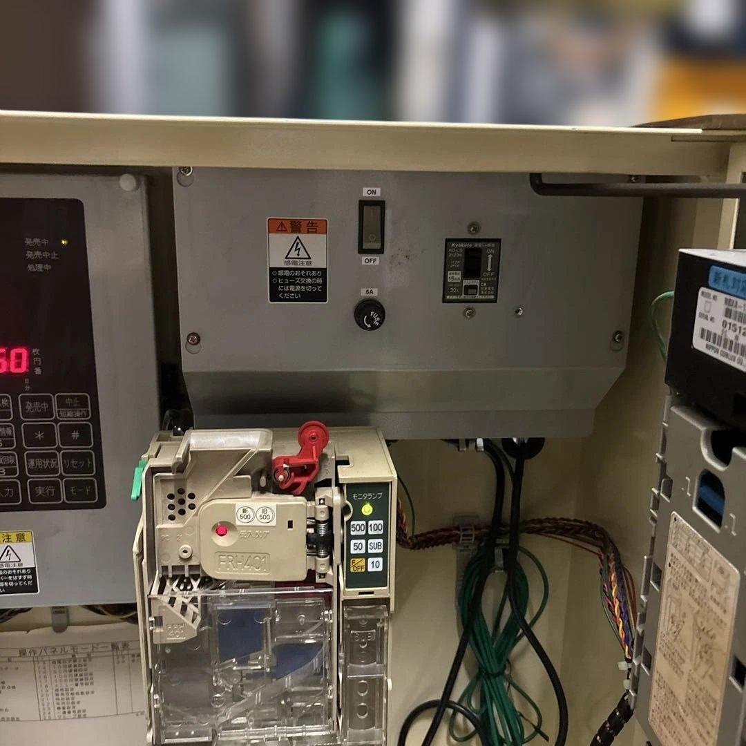 フジタカ 卓上自動券売機 FK-T-30業務用 中古 食券機 鍵 ロール紙付属