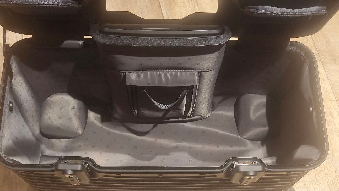 RIMOWA　パイロットモデル　ブラック