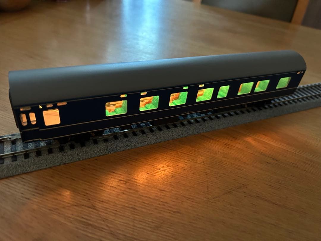 【金属製：内装付】KATSUMI HOゲージ鉄道模型20系ブルートレイン7両組