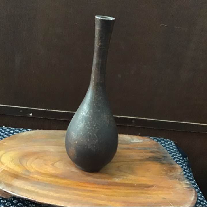 古備前 徳利一輪差し年末大売り出しです❣️江戸時代初期から後期です‼️