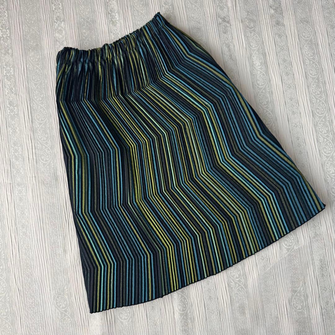 イッセイミヤケ プリーツスカート 青緑ストライプ
