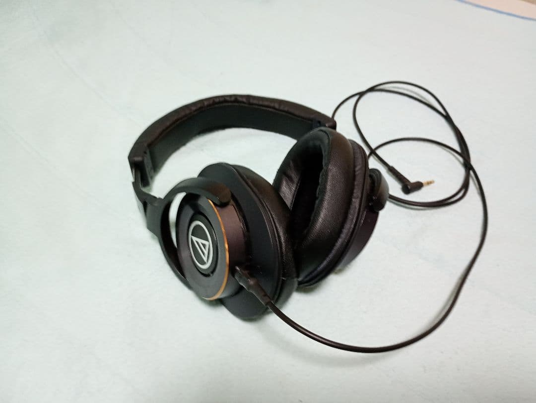 オ−ディオテクニカヘッドホン　ATH-WS1100