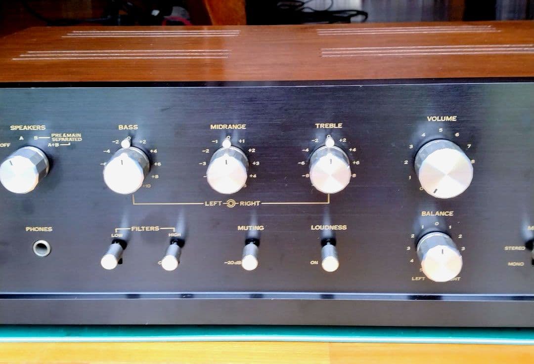 サンスイAU-666プリメインアンプ中古(OH済)