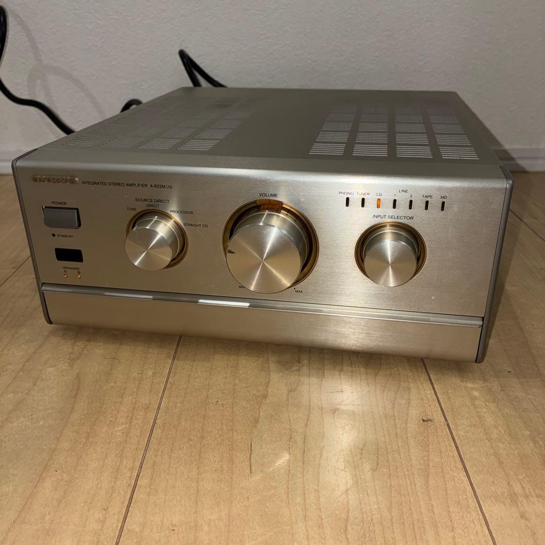 onkyo A-922m Ltd プリメインアンプです いい音です！！完動品
