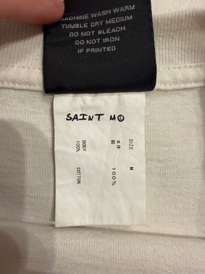 SAINT Mxxxxxx Heart Saint Tシャツ