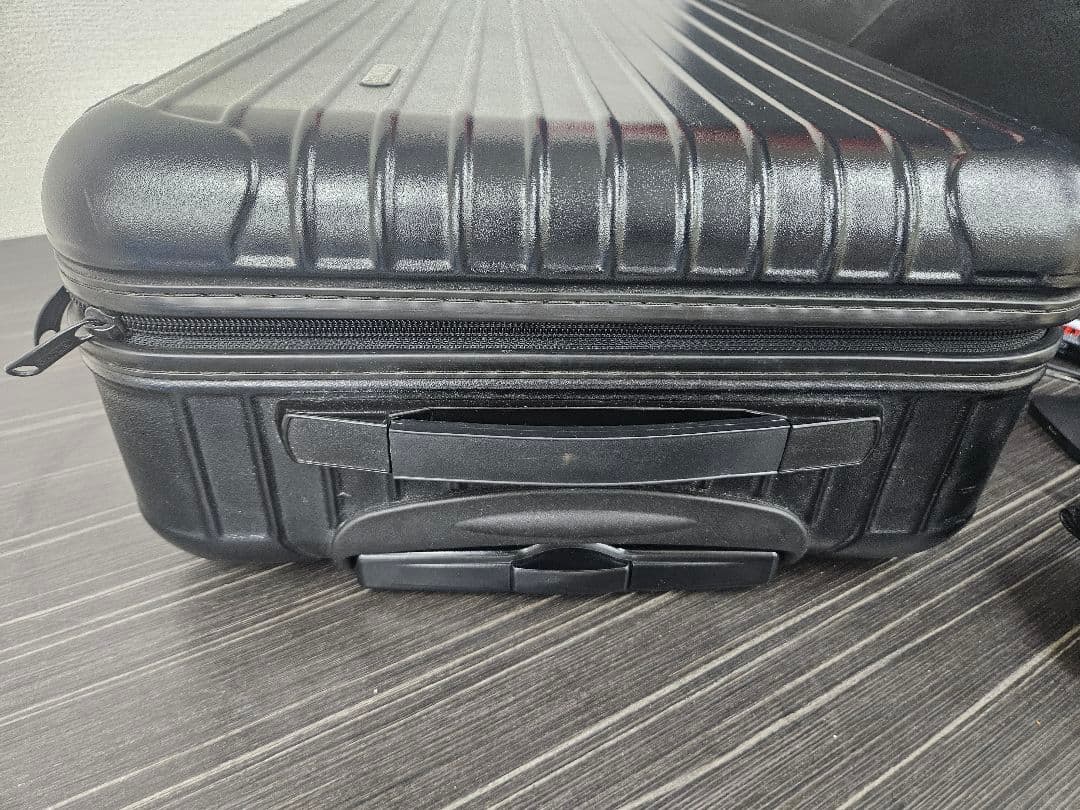 リモワ サルサ 85152 35リッター 2輪 BLACK廃盤品 キャリーケース