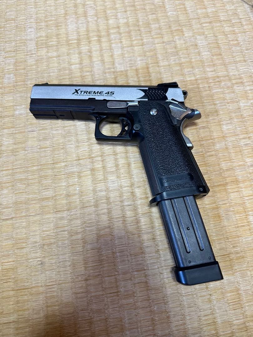 XTREME .45 マガジン2本付き