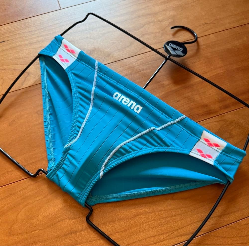 【美品】ARENA ダブルマット ARN-7020 M スカイブルー 競パン