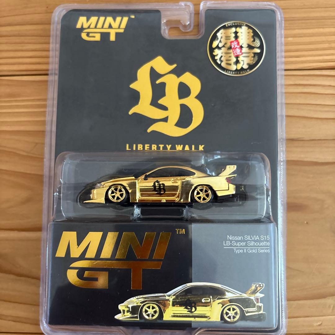 Liberty Walk 6スポークホイールSilvia S15 ゴールド