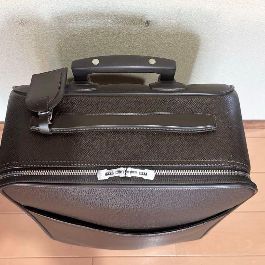 ルイヴィトン M23314 タイガ ペガス45 キャリーケース グリズリ