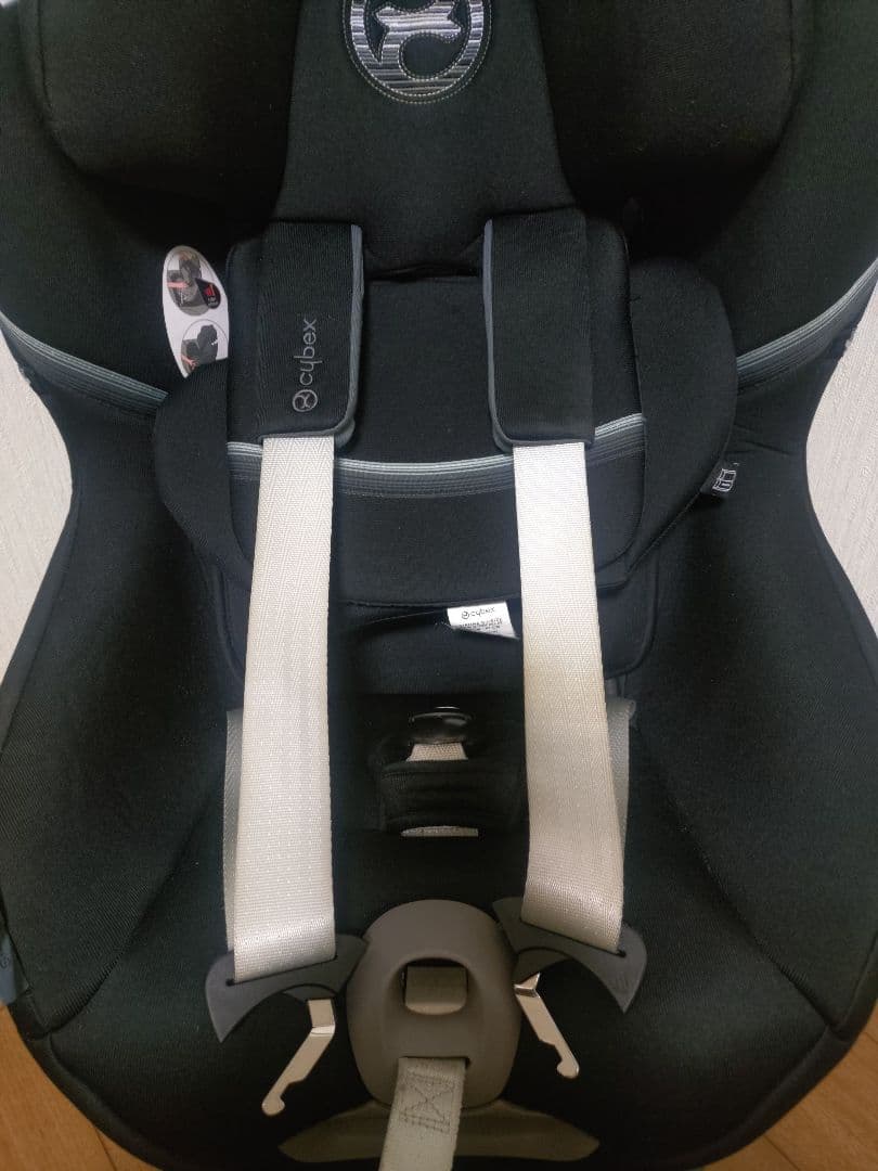 cybex SIRONA シローナ S i-Size ブラック isofix