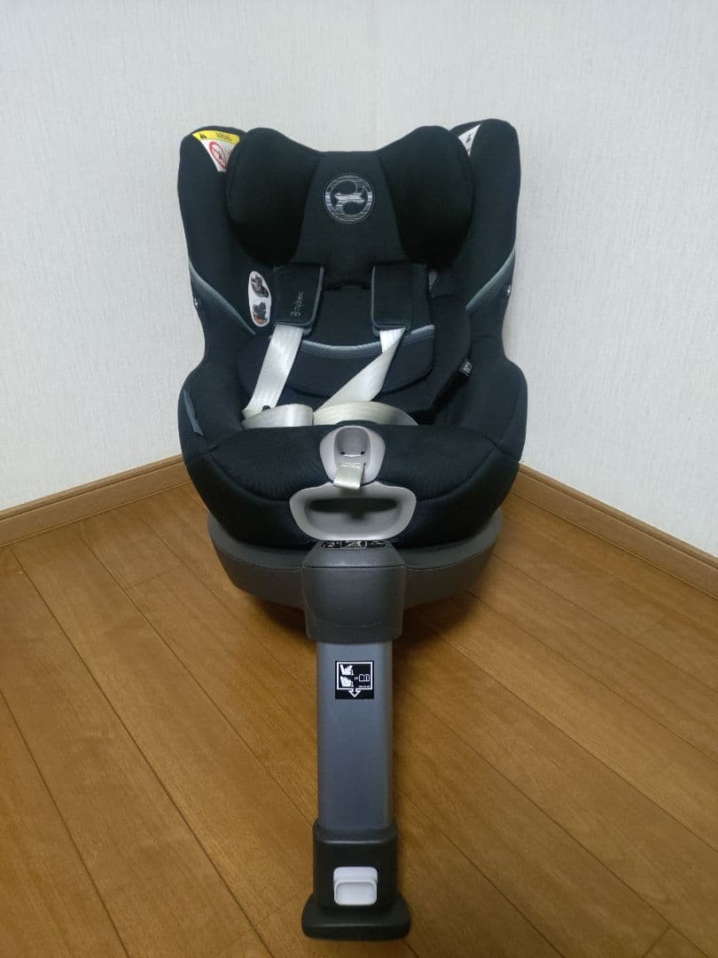 cybex SIRONA シローナ S i-Size ブラック isofix