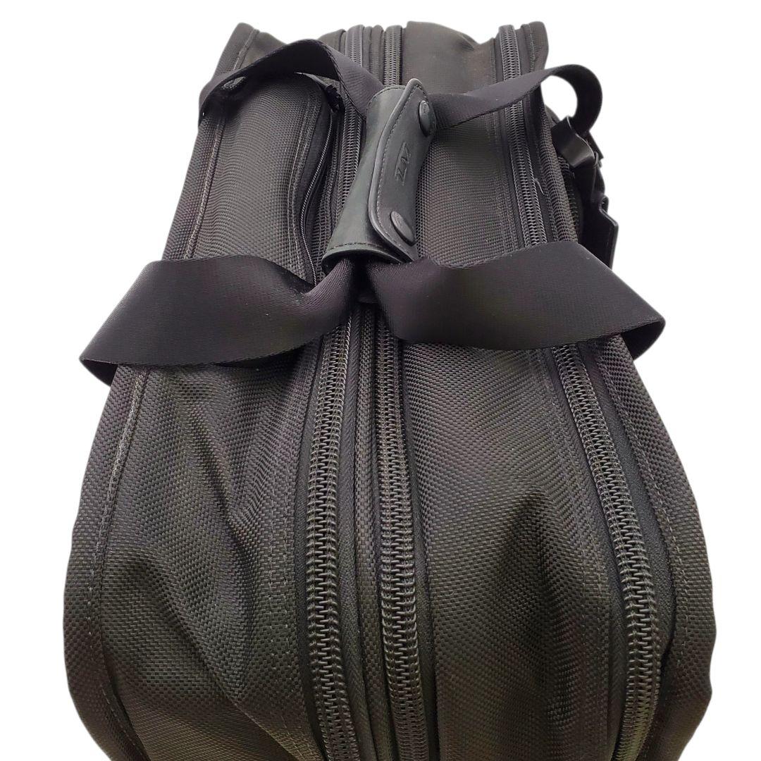 極美品✨TUMI ALPHA　ビジネスキャリー　拡張機能　チャーム 男女