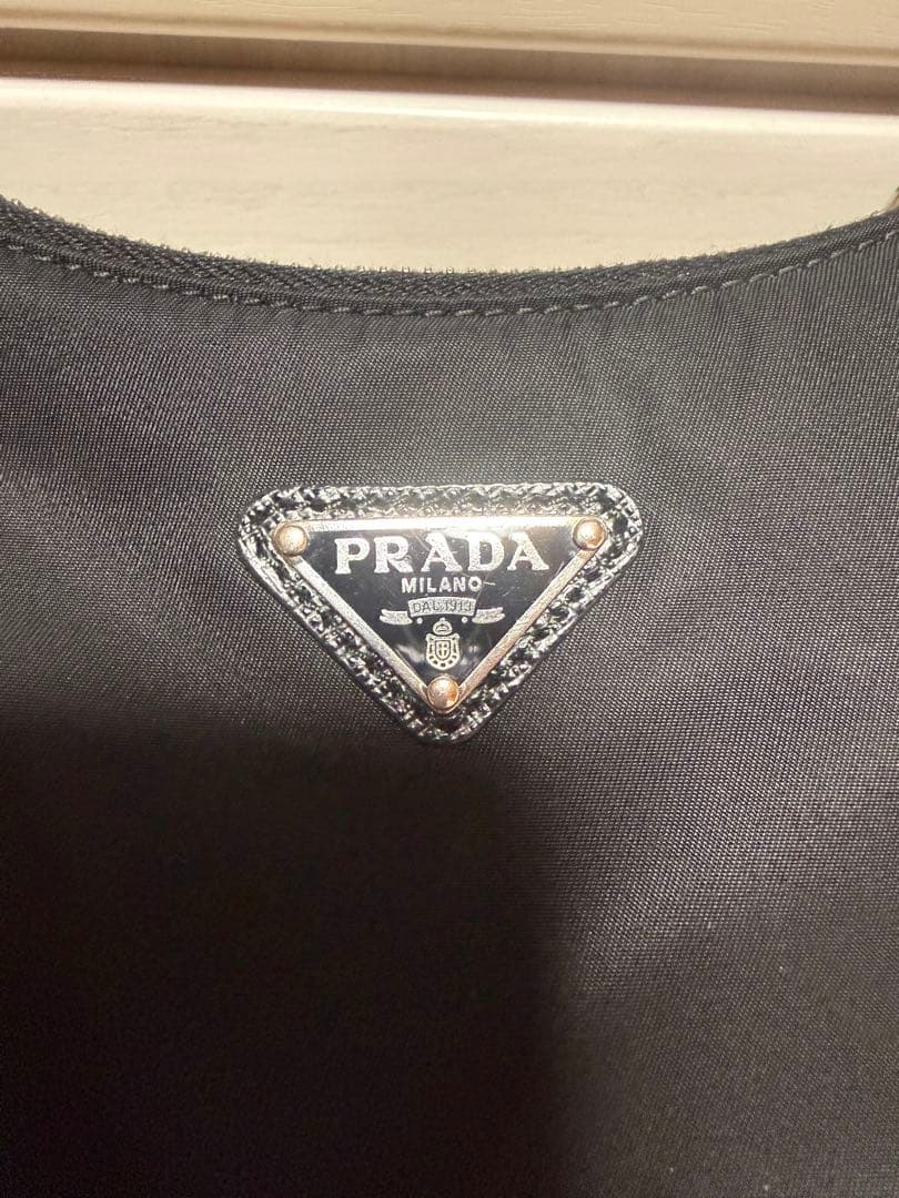 PRADA Re-Edition 2005 Re-Nylon バッグ