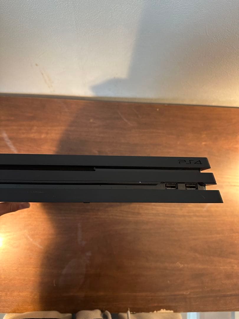 PS4 Pro 本体　1TB 初期化済み