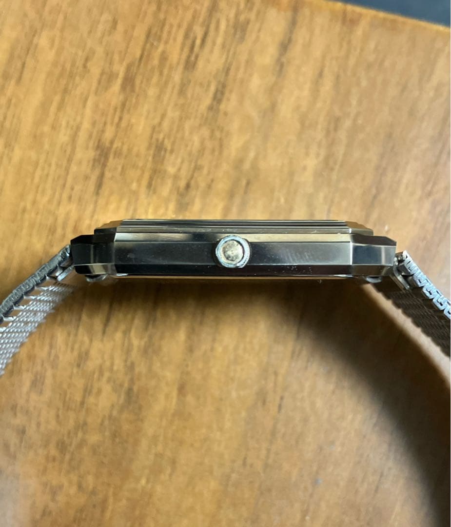セイコー ドルチェ タンク メンズ 腕時計 稼働品 黒文字盤 超硬ケース