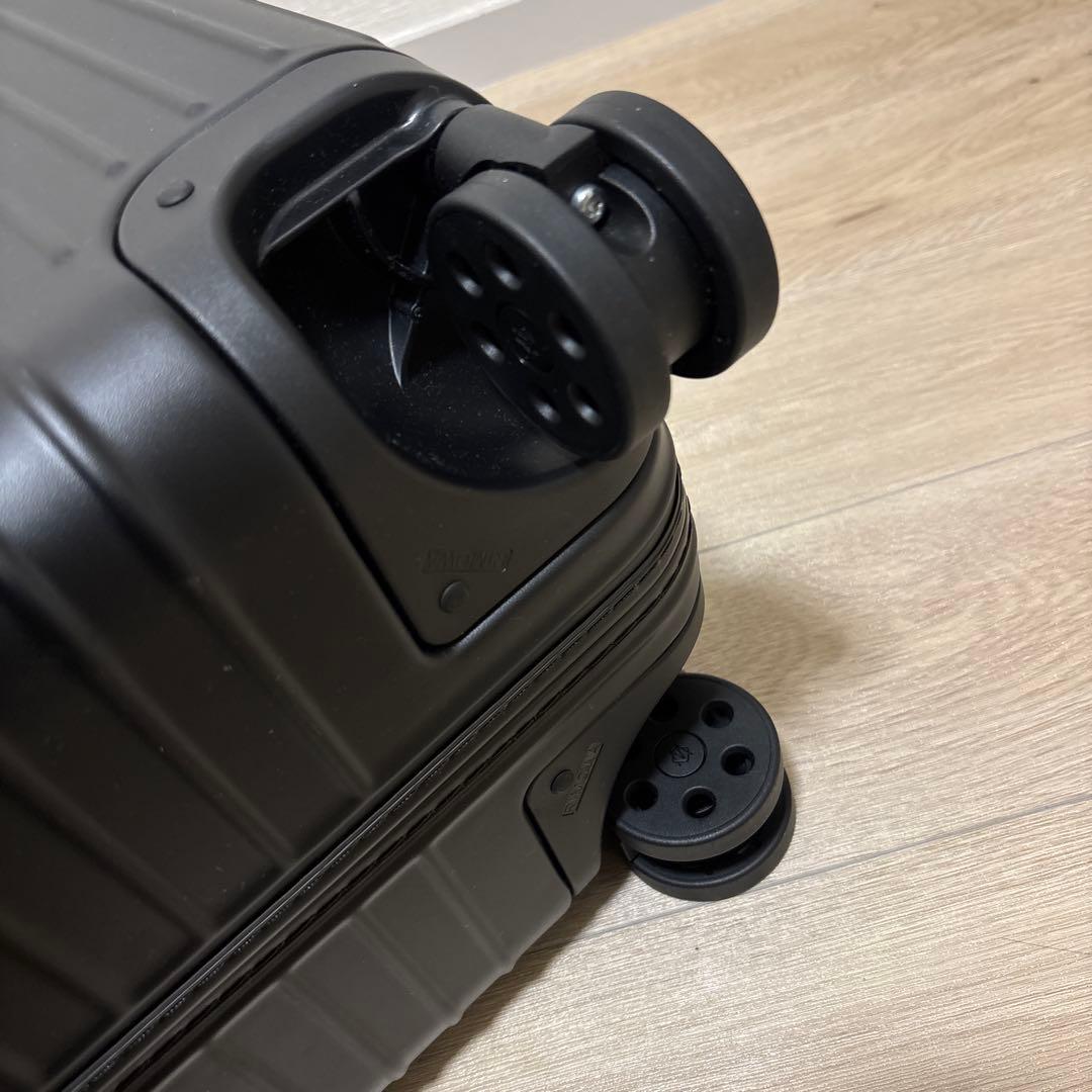 RIMOWA Essential チェックインL