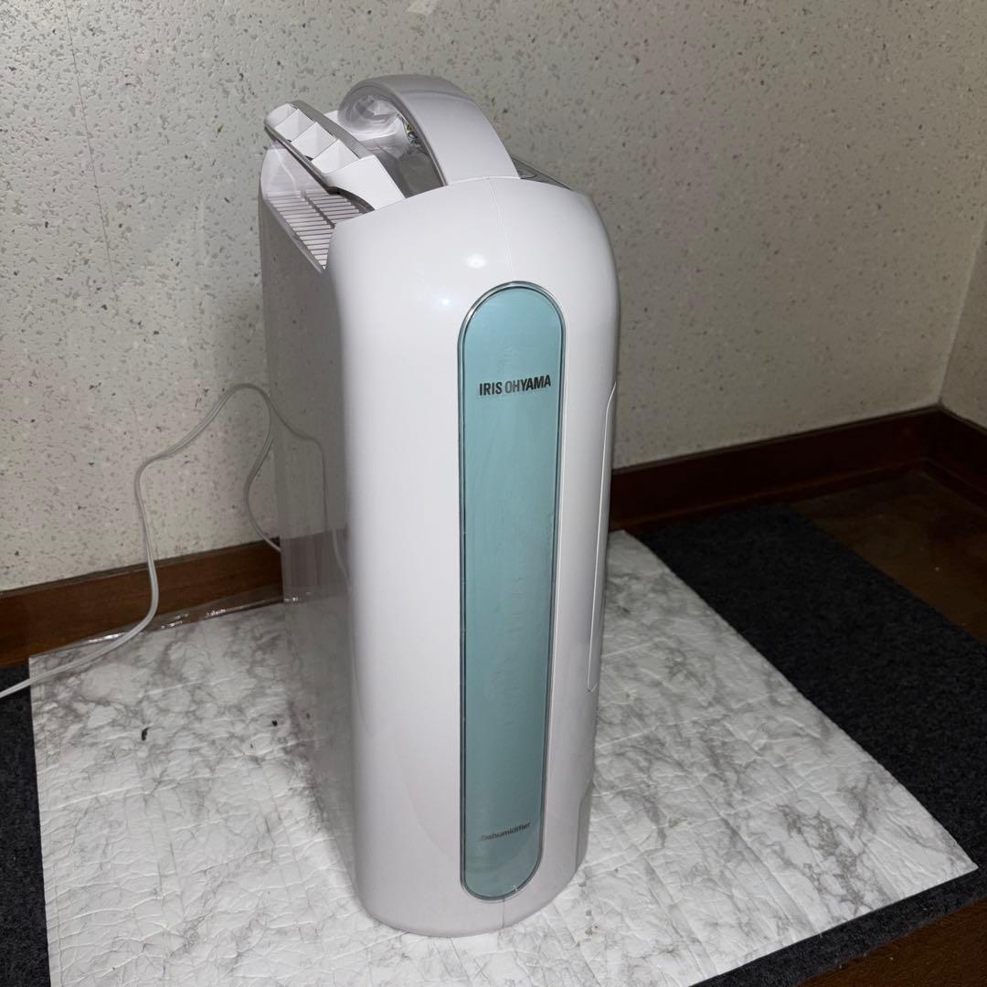 【2022年製】アイリスオーヤマ衣類除湿乾燥機　IJD-H20-A